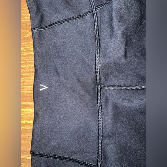 Victoria’s Secret High-Rise Pocket leggings - Picture 5 of 8